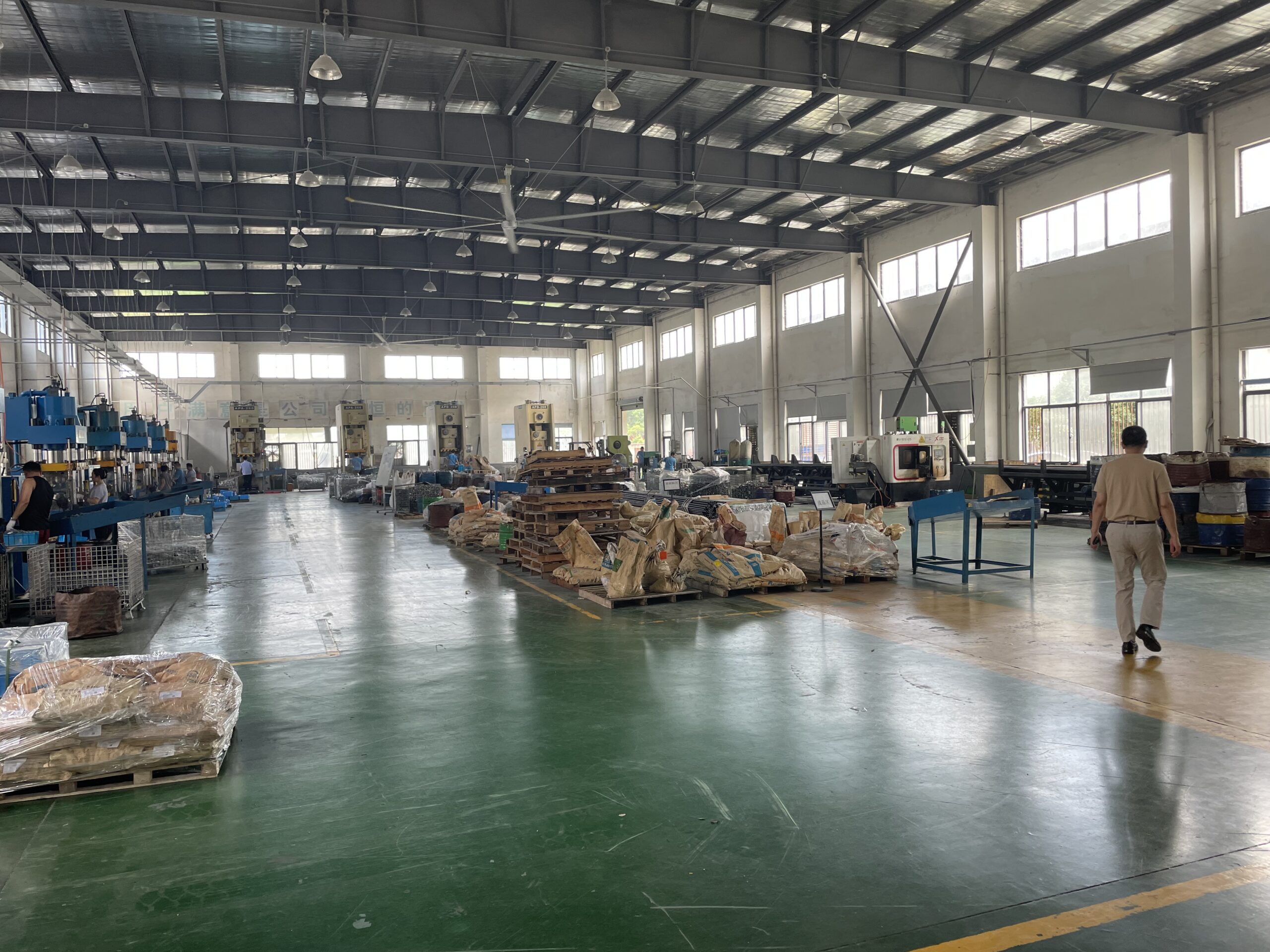 Bicycle components manufacturing facility in China